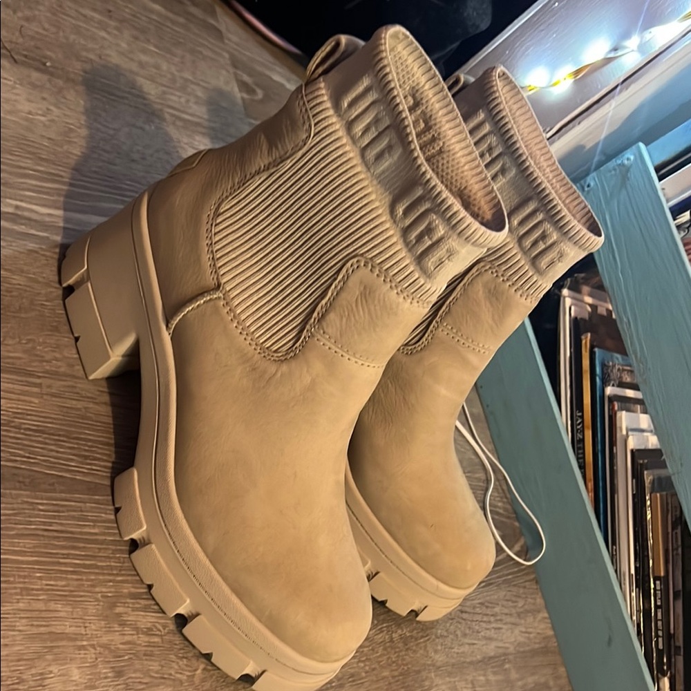Chunky Tan Ankle Boots